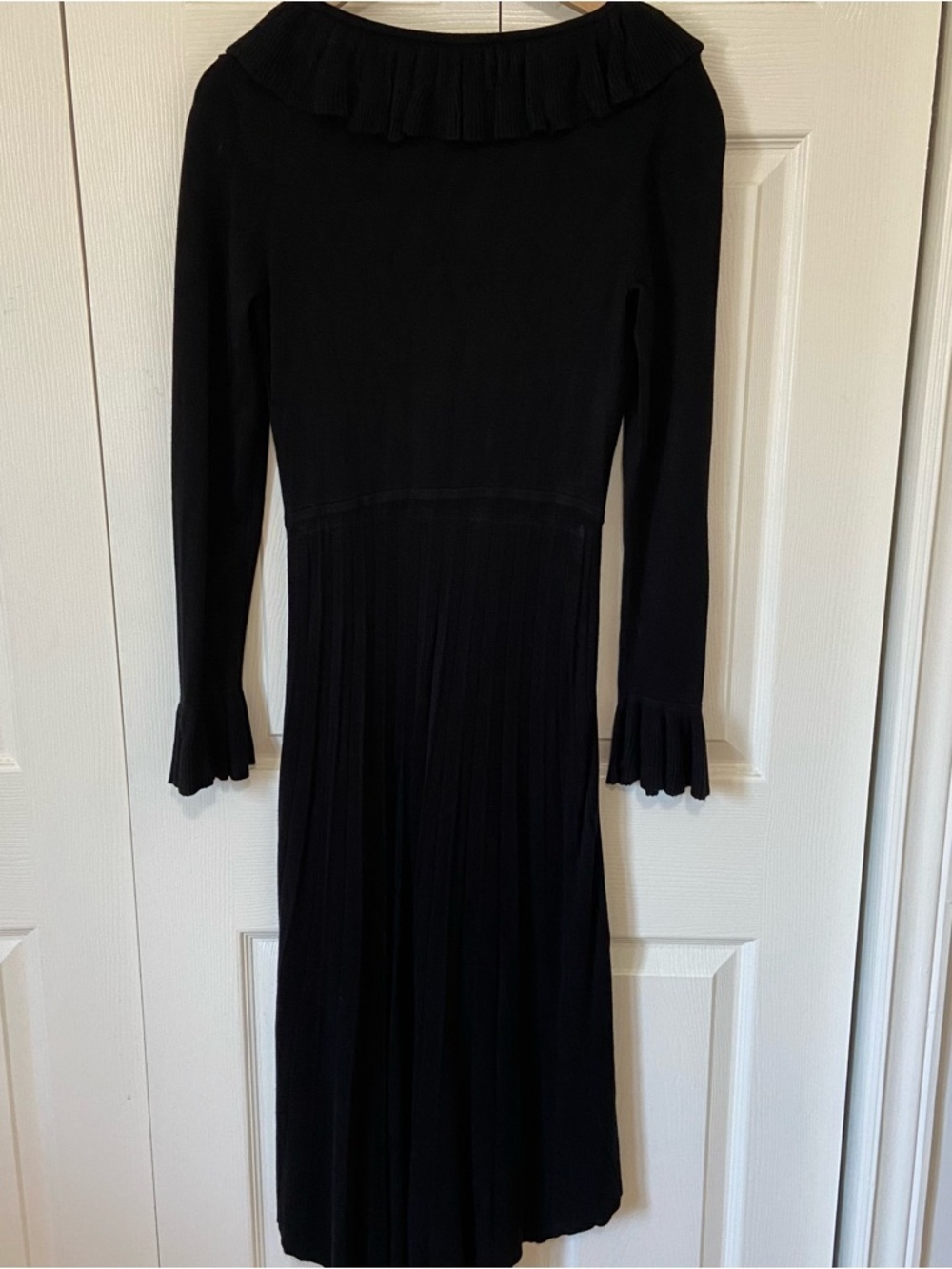 Boden Black Knit Classic Ruffle Long Sleeve Flare Midi Dress Size 8 - Picture 9 of 10